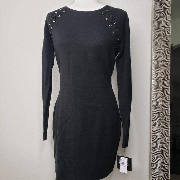 Juniors' Laced Grommet-Trim Sweater Dress - Picture 10 of 11